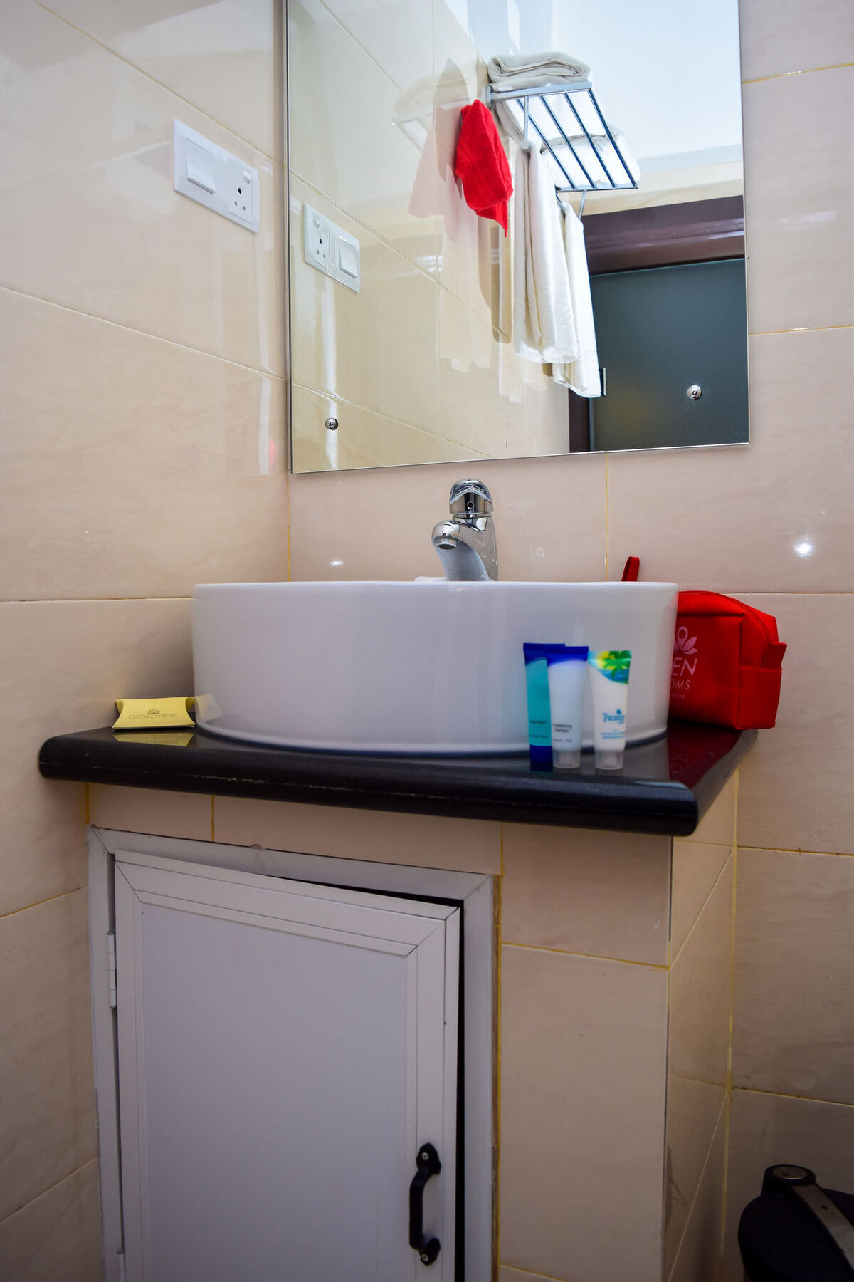 Zen Upatissa Road Bambalapitiya 3*