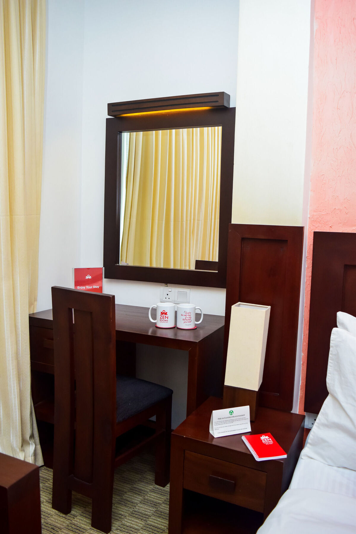 Hotel Zen Upatissa Road Bambalapitiya Colombo